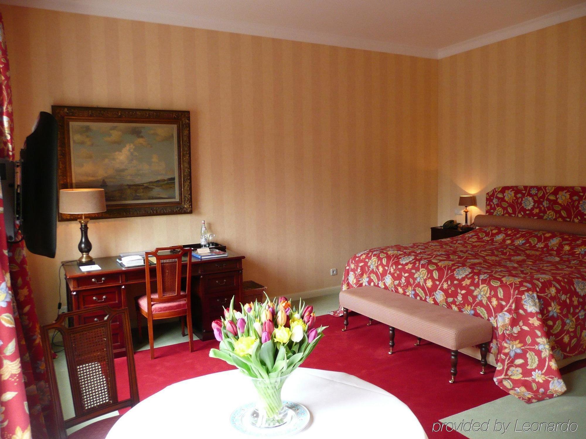 Central Park Voorburg - Relais & Chateaux Habitación foto